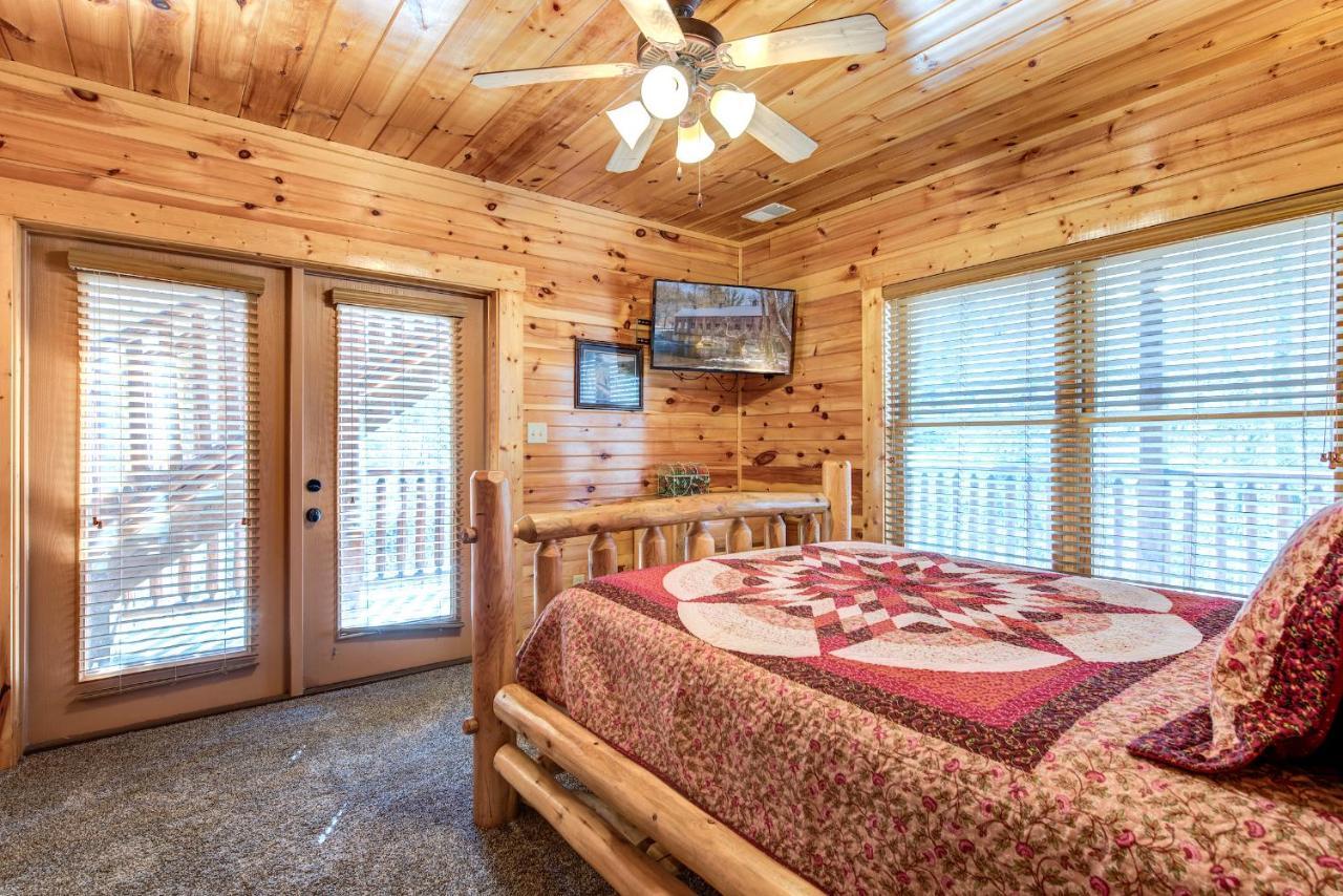 Hemlock Inn Gatlinburg Bagian luar foto